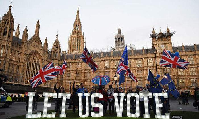 londres-parlamento-letras-dejadnos-votar-efe.jpg