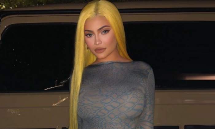 kylie-jenner-pelo-amarillo-770.jpg