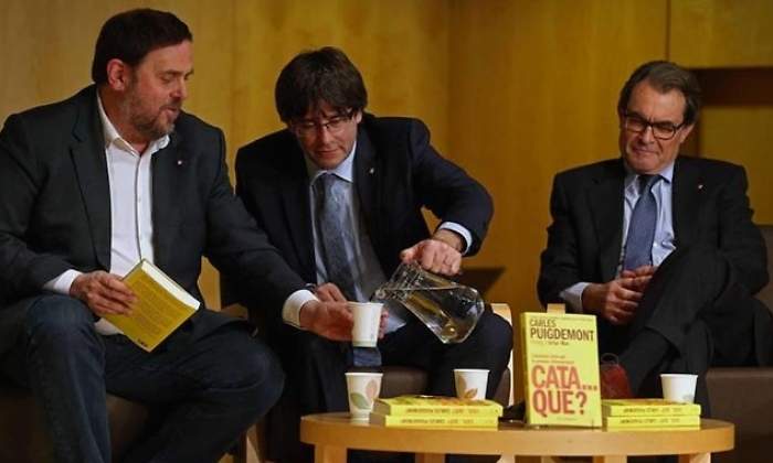 junqueras-mas-puigdemont-2017-efe.jpg