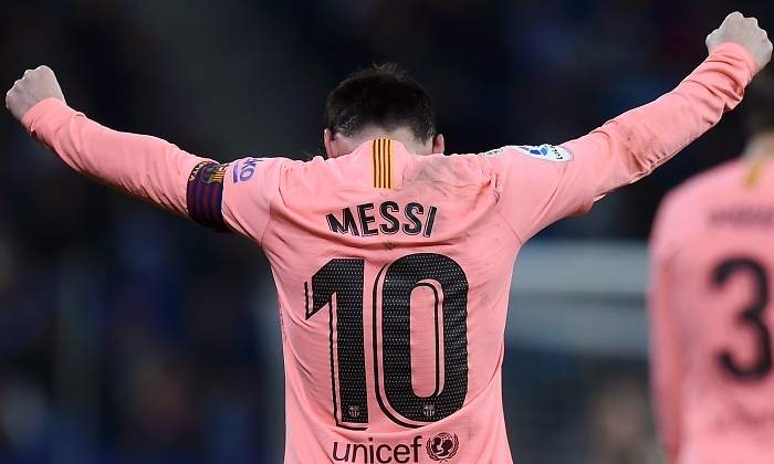 messi-2018-rosa-espaldas-getty.jpg