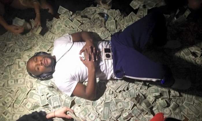 mayweather-dinero.jpg