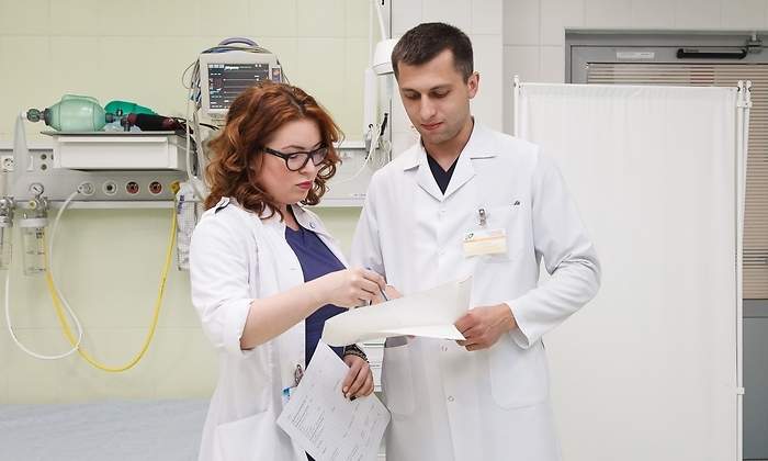 mujeres-doctoras.jpg