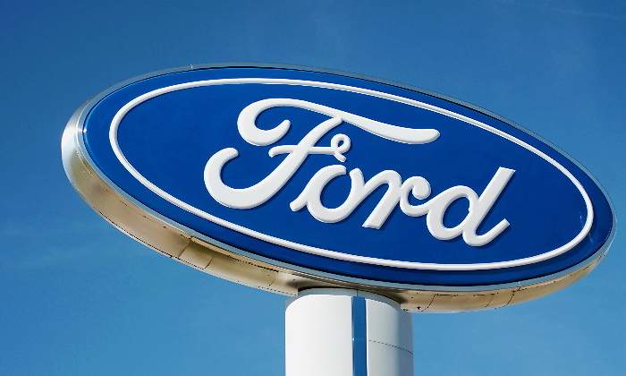 770-420-ford-logo-dreamstime.jpg