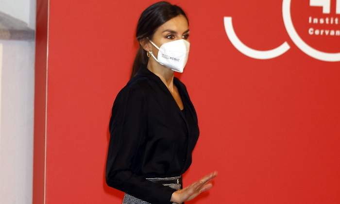 Letizia-falda-cuadros-770.jpg