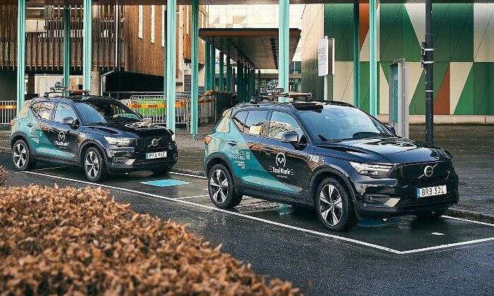 Volvo-xc40-carga-inalambrica.jpg