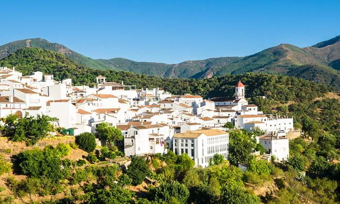 pueblos-mas-bonitos-de-espana-turismo-rural.jpg