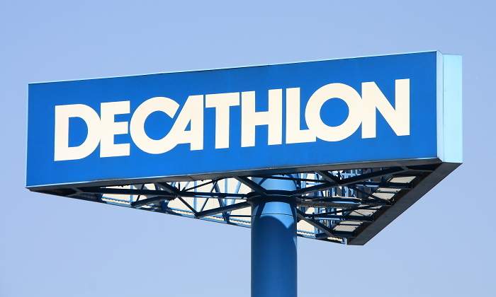 decathlon-cartel-logo-dreamstime.jpg