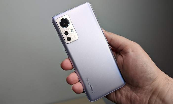 xiaomi-12-1.jpg