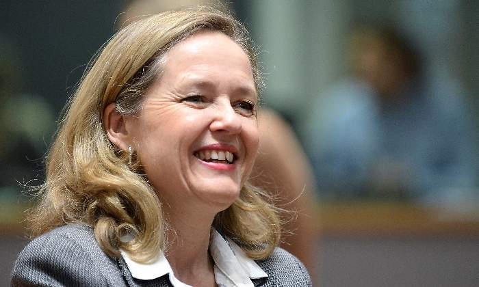 nadia-calvino-vicepresidenta-ministra-economia-sonriendo-reuters-770x420.jpg