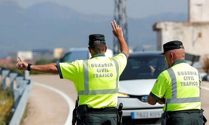 guardia-civil-trafico-efe-02.jpg