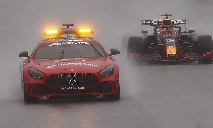 Verstappen safety car