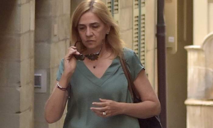 cristina--calle-desolada770.jpg