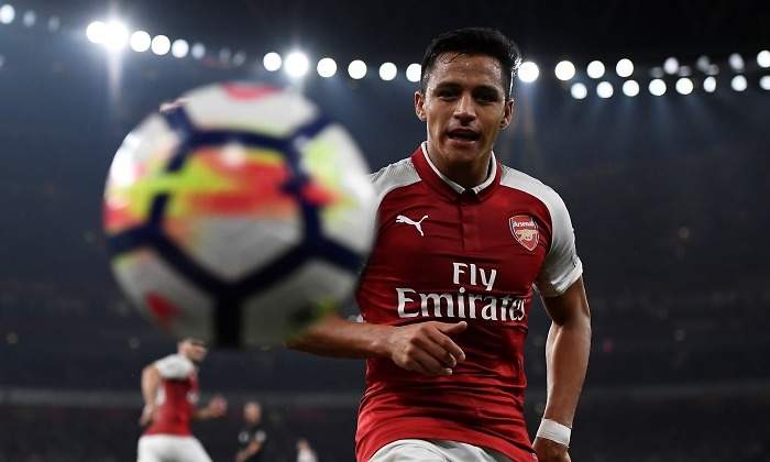 Alexis-balon-2017-Arsenal-Reuters.jpg