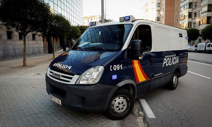 manada-sanfermines-furgon-policial-efe.jpg