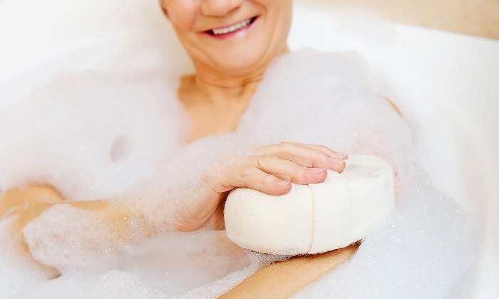 Mujer-en-banera-iStock.jpg