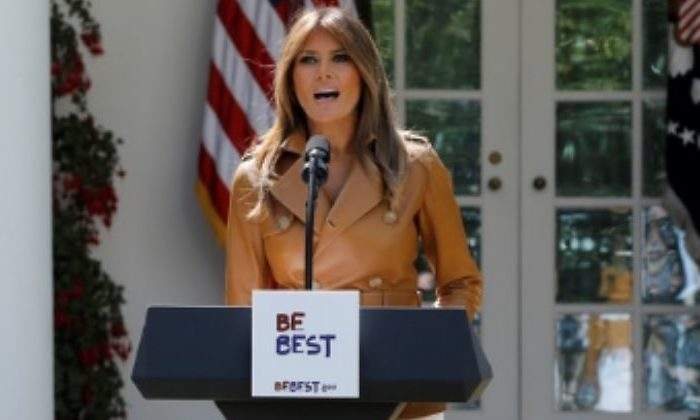 melania-plagia-again-1-770.jpg
