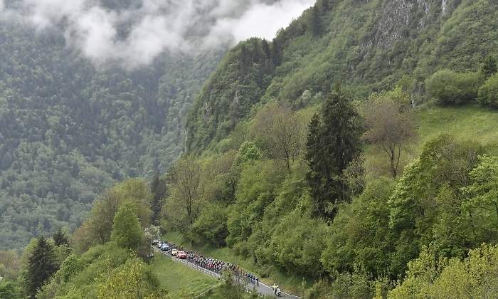 giro-2019-etapa-16-cordonpress.jpg