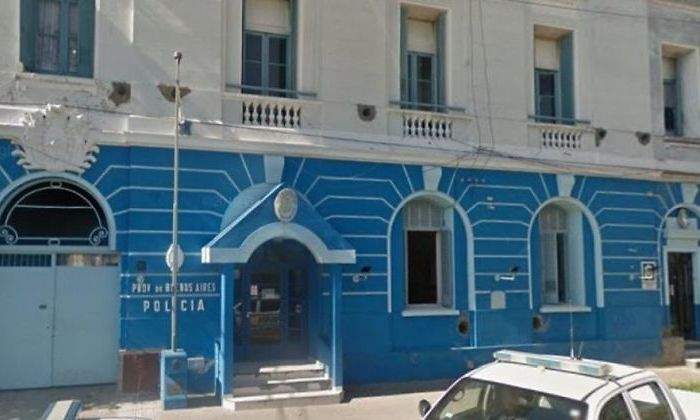 La-Comisaria-De-La-Mujer-Y-La-Familia-en-Bahia-Blanca-donde-fueron-abandonados-los-pequenos-Google-Maps.jpg