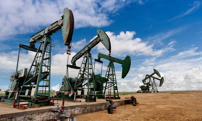 campo-petroleo-cielo.jpg