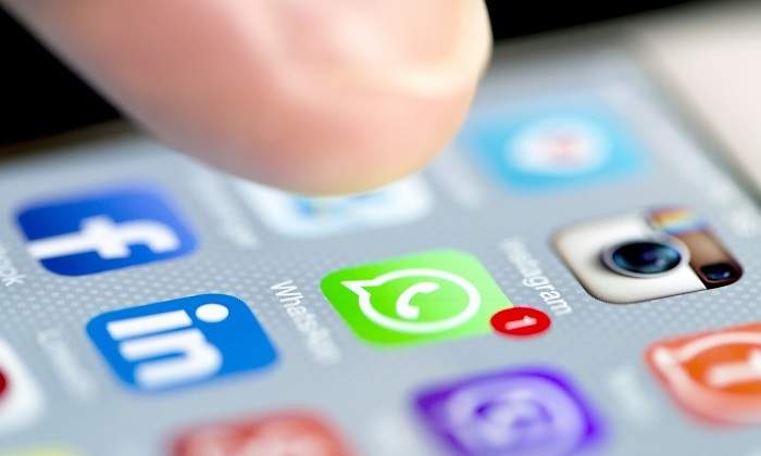 WhatsApp-con-una-notificacion-iStock.jpg
