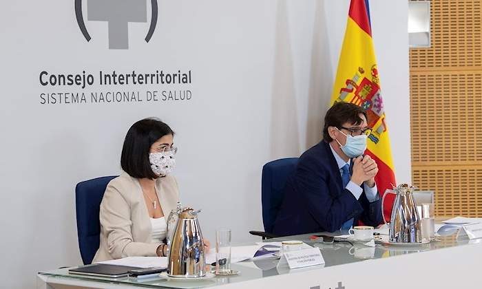 illa-darias-interterritorial-4nov20-efe.jpg