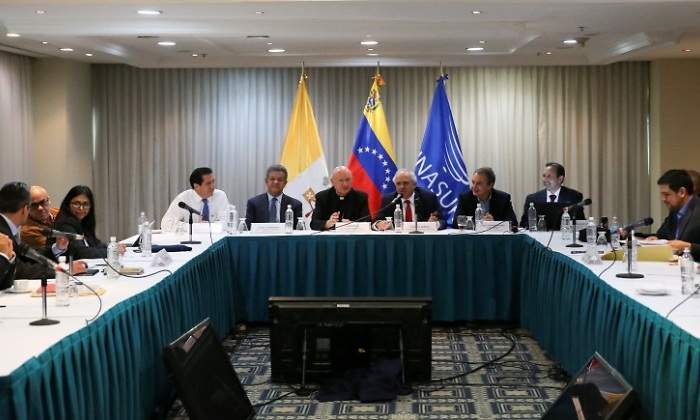 reunion-oposicion-gobierno-veneuzela-reuters.jpg
