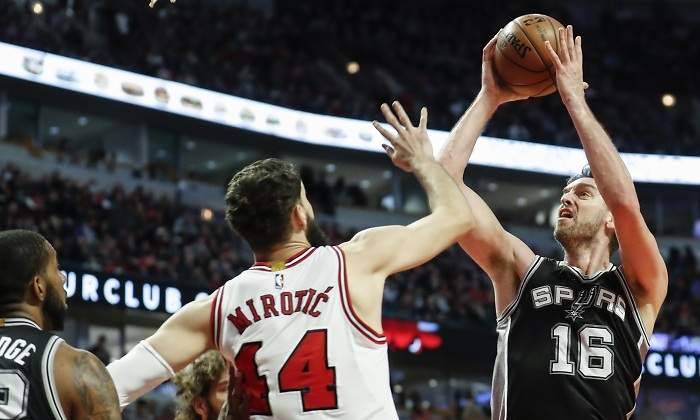 pau-gasol-mirotic-efe.jpg