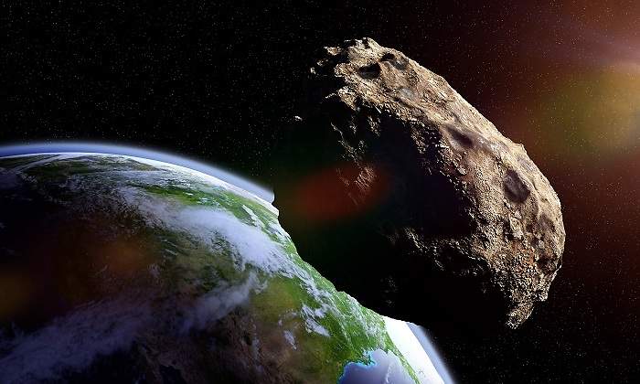 Un-asteroide-flotando-cerca-de-la-Tierra-iStock.jpg