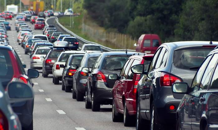 trafico-congestionado-efecto-acordeon-dreamstime.jpg