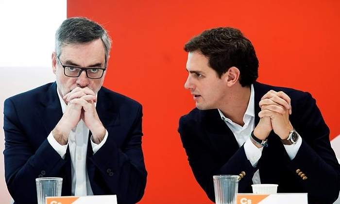 villegas-rivera-ciudadanos-18feb19-efe.jpg