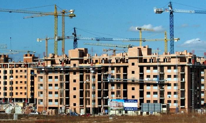 obras-gruas.jpg