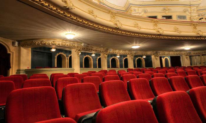 teatro-defini.jpg