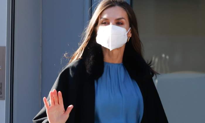 letizia-azul-negro-770.jpg