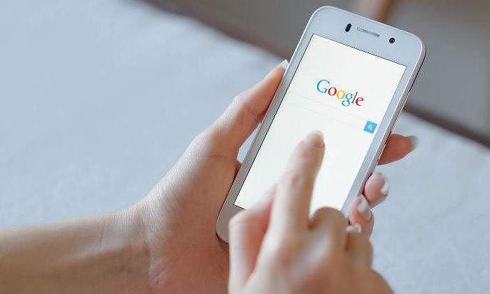 google-telefono-dreamstime.jpg