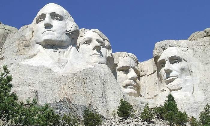 monte-rushmore-george-washington-thomas-jefferson-theodore-roosevelt-abraham-lincoln-reuters-770x420.jpg
