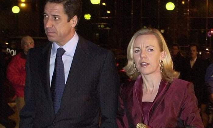 zaplana-mujer-cancer770.jpg