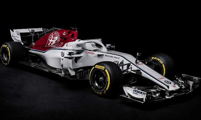 alfa-romeo-sauber-c37-f1-2018-01.jpg