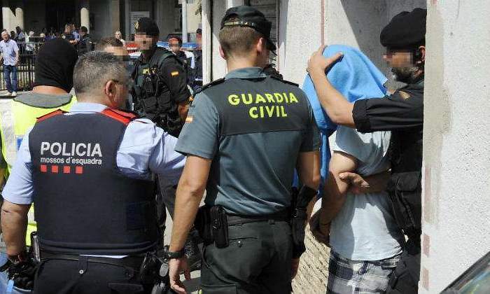 policia-mossos-guardia-civil-efe.jpg