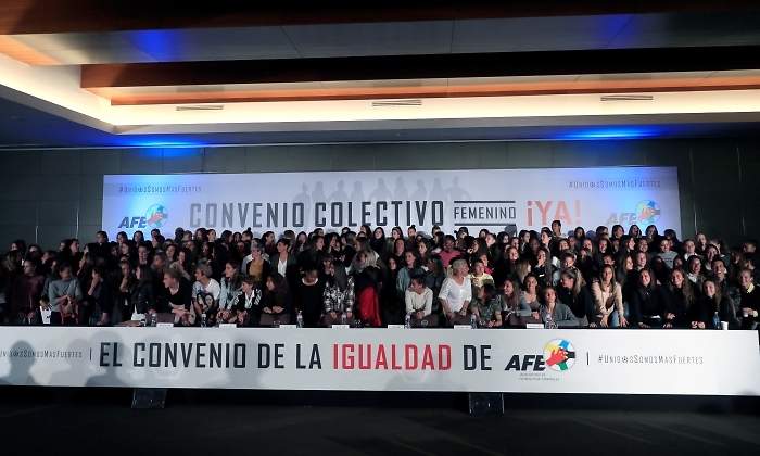 asamblea-femenino-huelga-efe.jpg