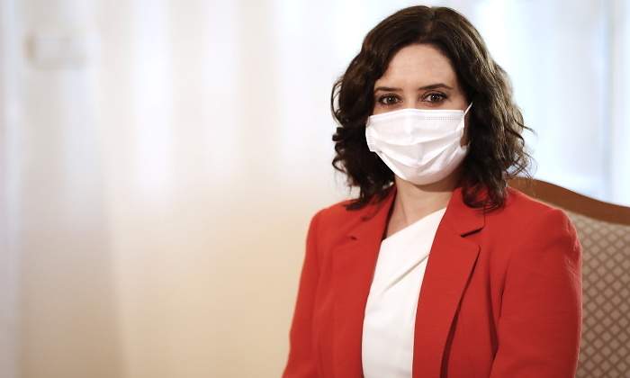 diaz-ayuso-mascarilla-ep.jpg