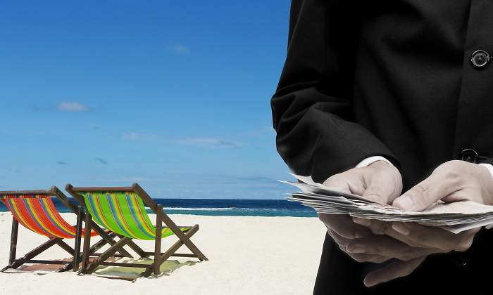 ahorros-inversion-jubilacion-playa-dinero-recurso-dreamstime.jpg