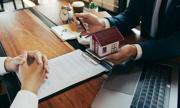 firma-contrato-vivienda-dreamstime.jpg