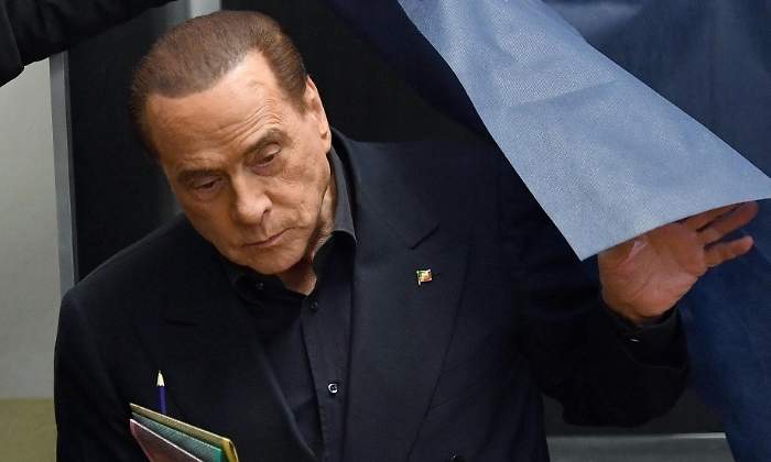 berlusconi-jornada-electoral-efe.jpg
