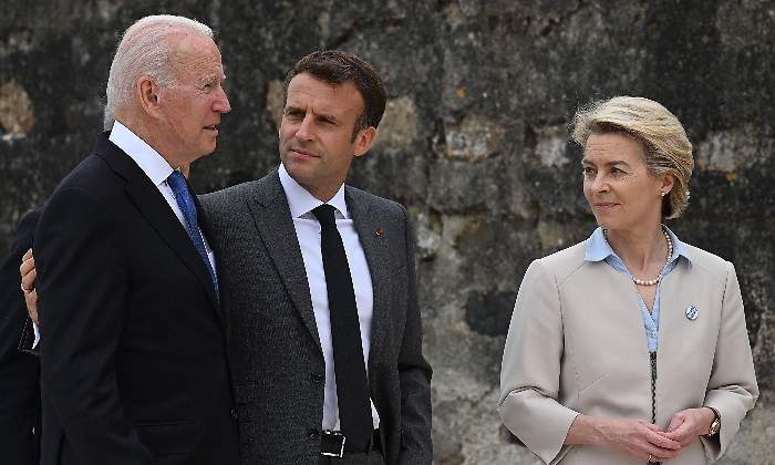 Biden-Macron-VonDerLeyen-Alamy.jpg