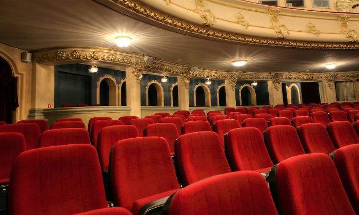 teatro111111111.jpg