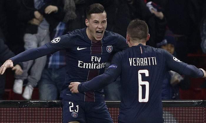 Draxler-celebra-Verratti-2017-reuters.jpg