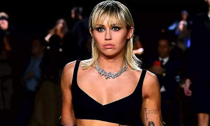 miley-cyrus-pasarela-770.jpg