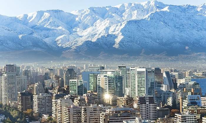 Santiago de Chile la capital del pas ISTOCK