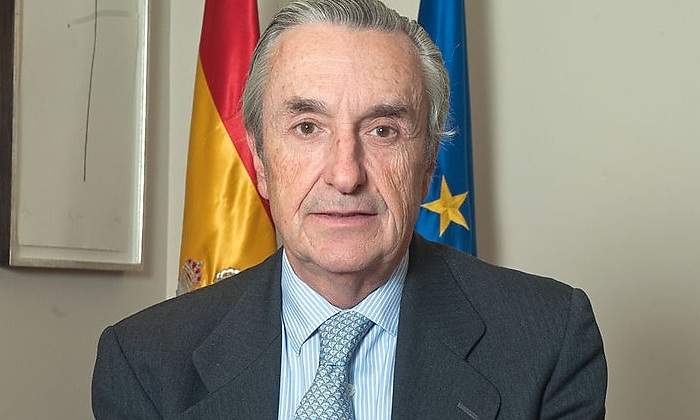 marin-quemada-banderas.jpg