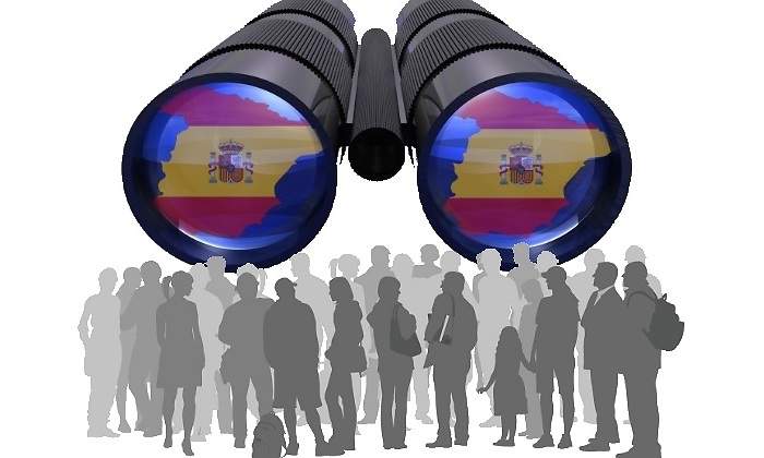 espana-prismaticos-poblacion.jpg